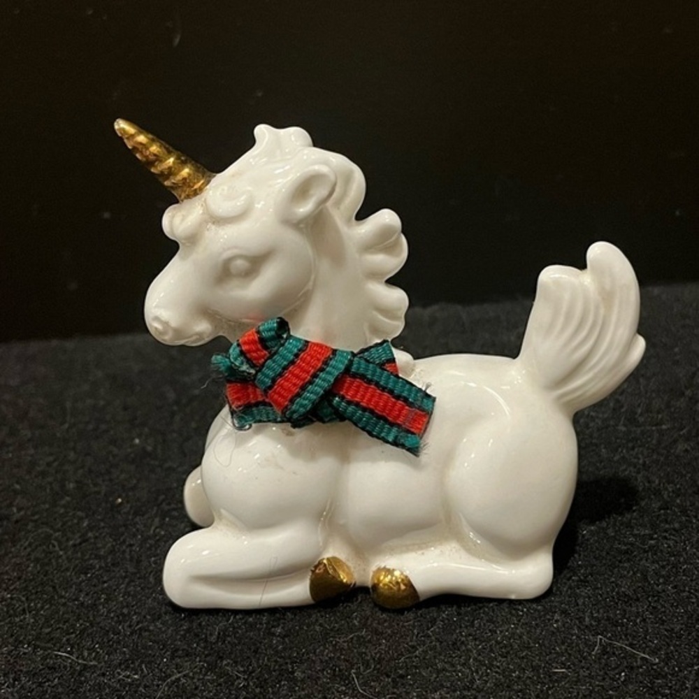 Vintage Christmas Unicorn Figurine Bone China - Picture 2 of 10